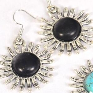 Silver and Black Sunburst Double Sided Lightweight Silver Tone Earrings